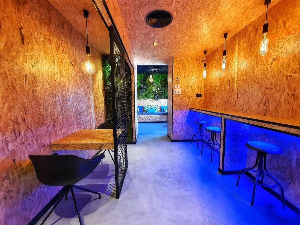 Mb Hostels Premium Eco - Adults Recommended Nerja Εξωτερικό φωτογραφία