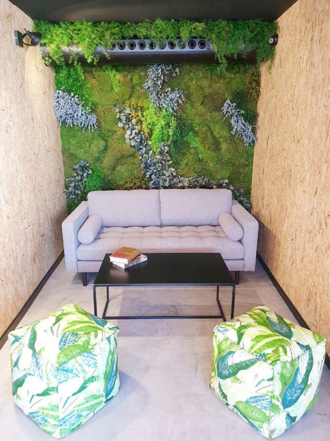 Mb Hostels Premium Eco - Adults Recommended Nerja Εξωτερικό φωτογραφία